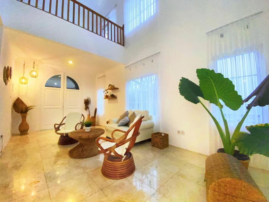 Tropical Villa By Villapedia Citaringgul Екстериор снимка